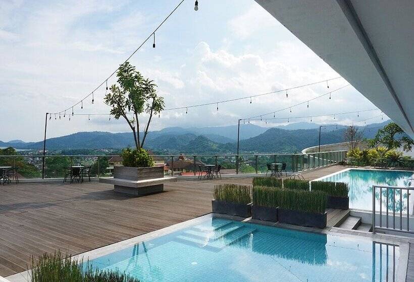 בית מלון כפרי Golden Tulip Springhill Lampung