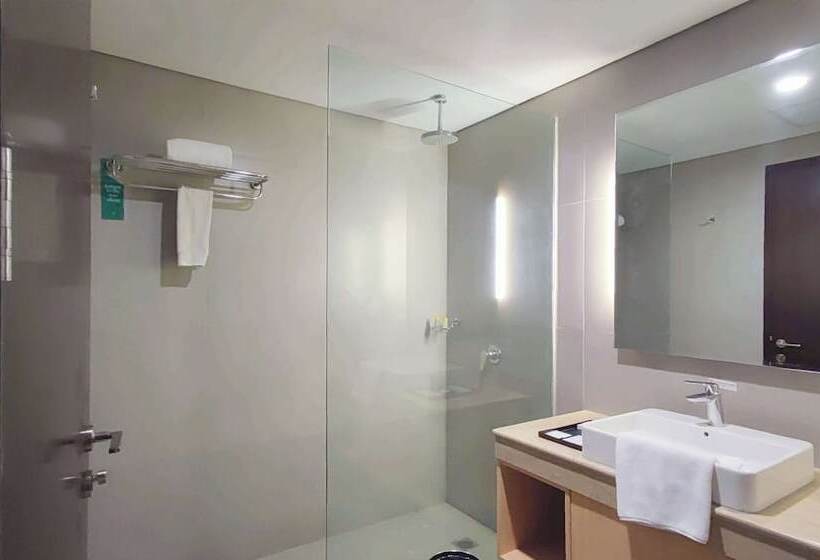 בית מלון כפרי Golden Tulip Springhill Lampung