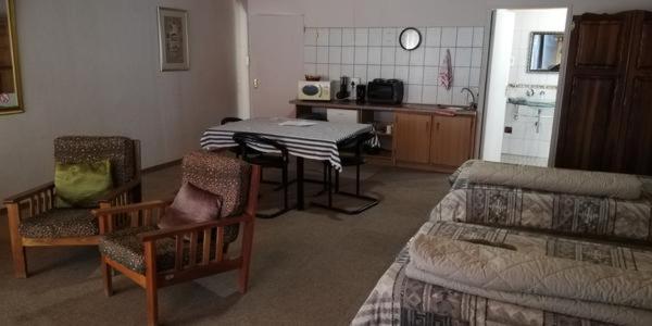 פנסיון Anandi Guesthouse Mariental