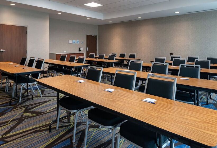فندق Holiday Inn Express & Suites   Romeoville   Joliet North, An Ihg
