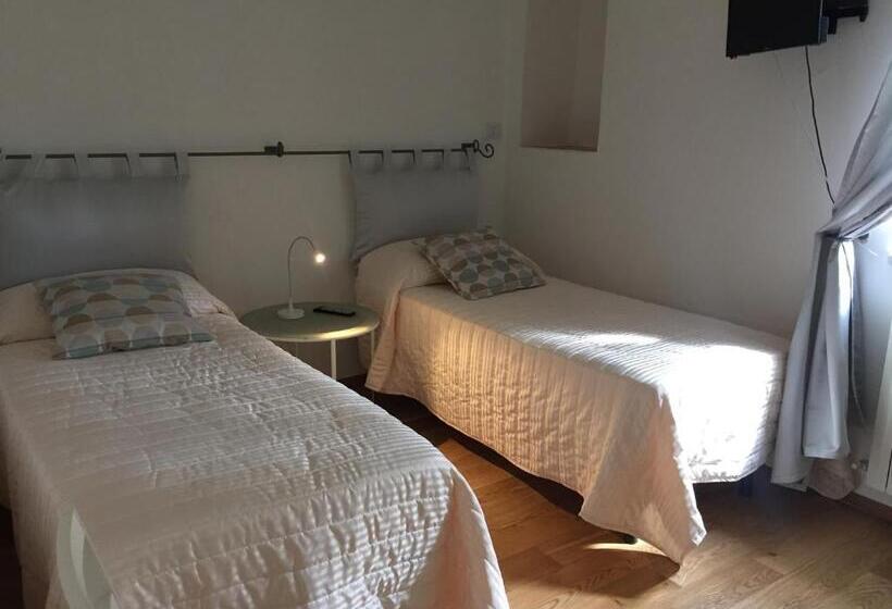 ペンション Est Locanda