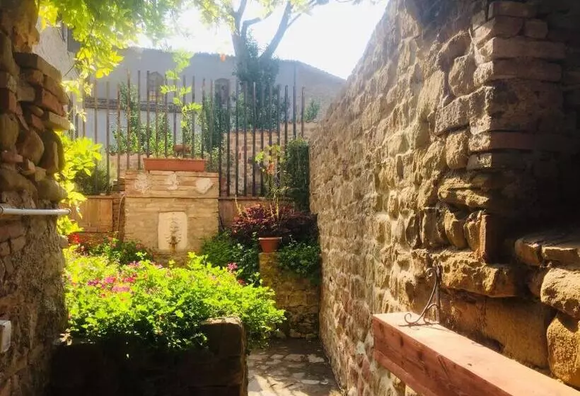 Majatalo Est Locanda