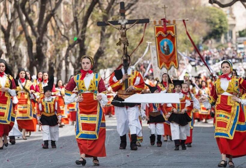 پانسیون Eulalia32