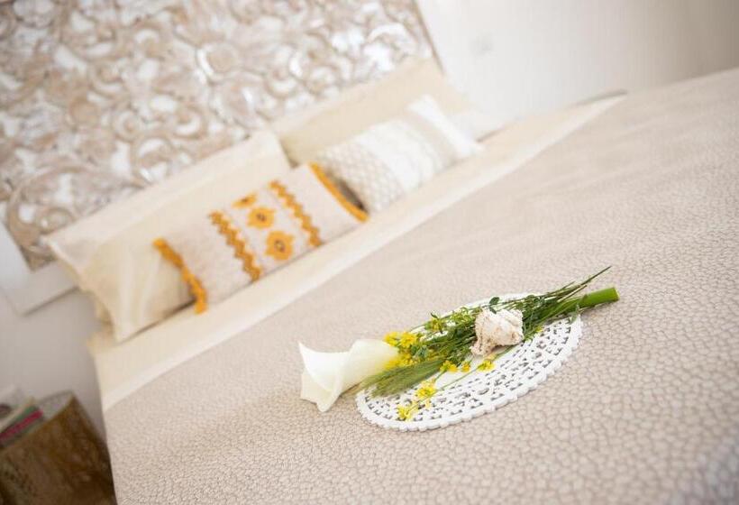 بنسيون Oro Blu