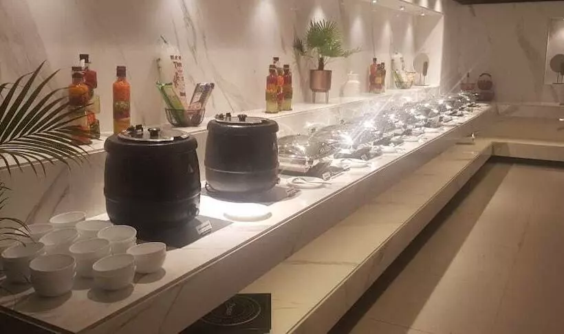 Hotelli Enrise By Sayaji Rau Indore