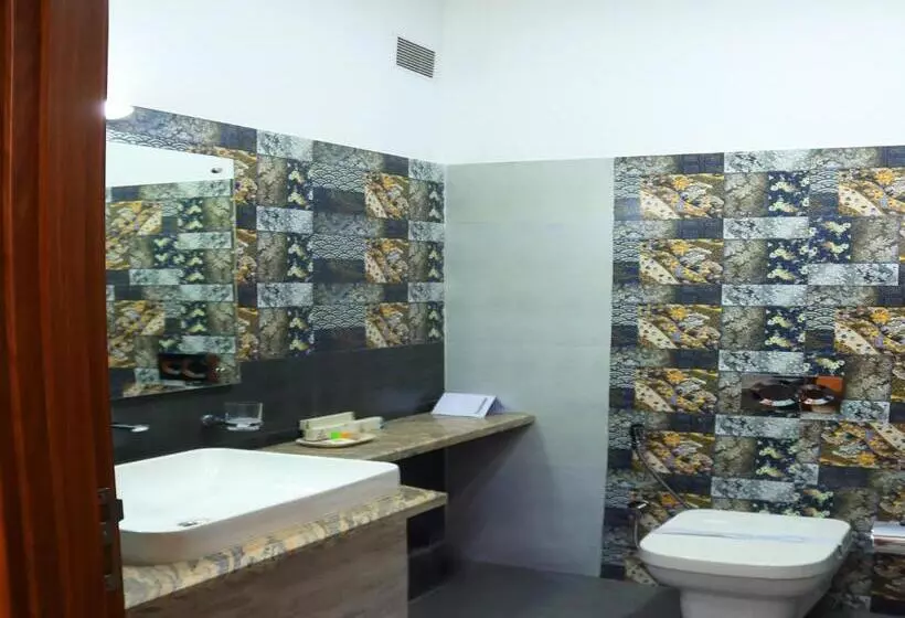 Hotel Lalys Residency