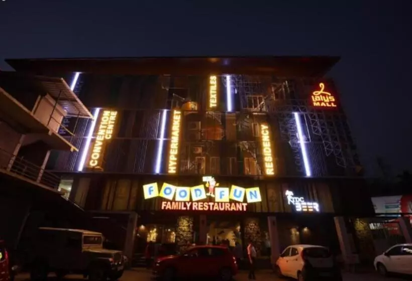Hotel Lalys Residency