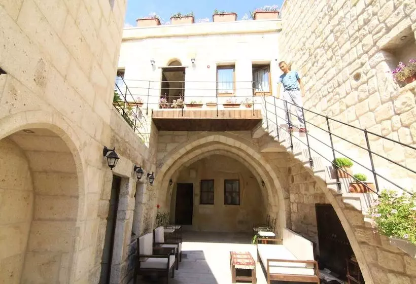 ホテル Tafana Cave & Stone Lodge