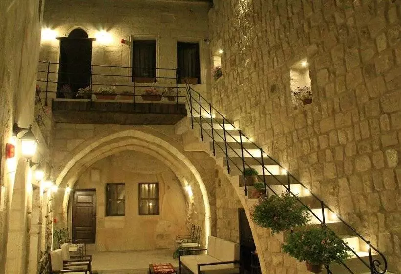ホテル Tafana Cave & Stone Lodge