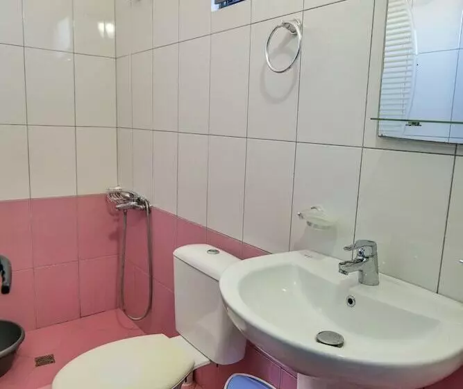 پانسیون Guest House Gerard