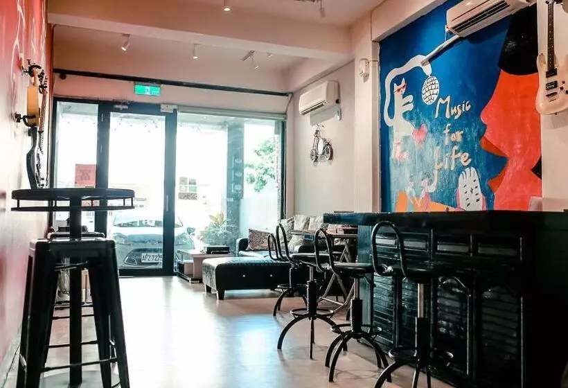Takaobay Hostel