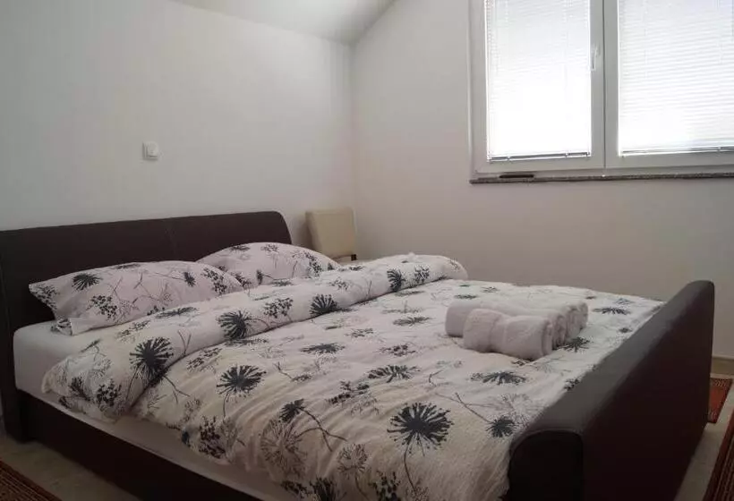 هاستل Sobes Gavrilo