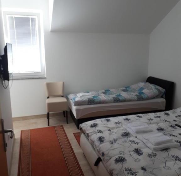 هاستل Sobes Gavrilo