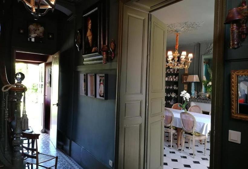 ベッドアンドブレックファースト Maisonmaleyrand