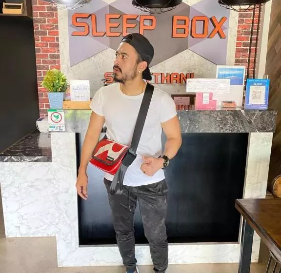 هتل کپسول Sleepbox Hostel Suratthani