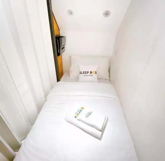 هتل کپسول Sleepbox Hostel Suratthani