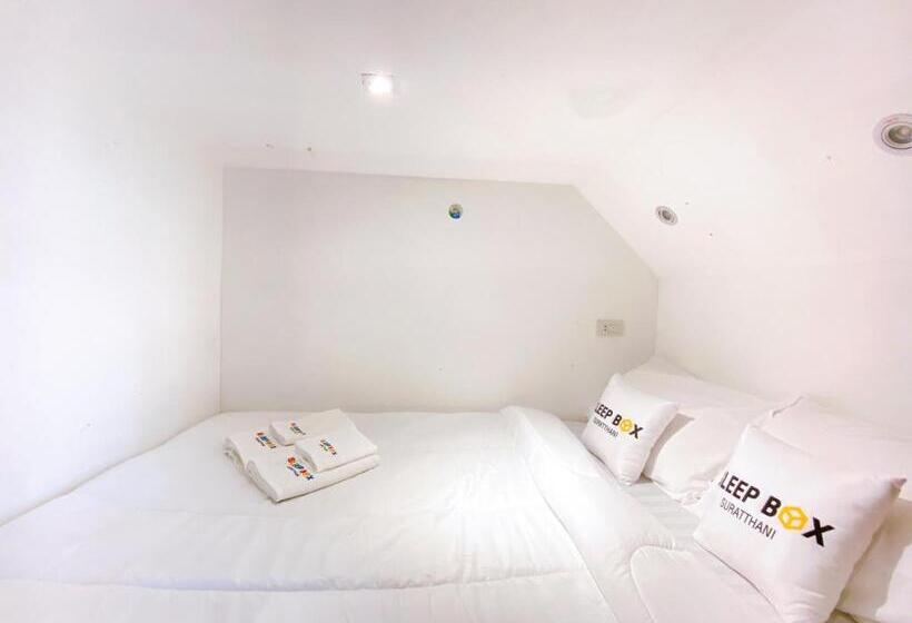 Капсульный Oтель Sleepbox Hostel Suratthani