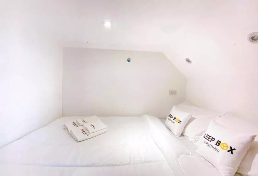 هتل کپسول Sleepbox Hostel Suratthani