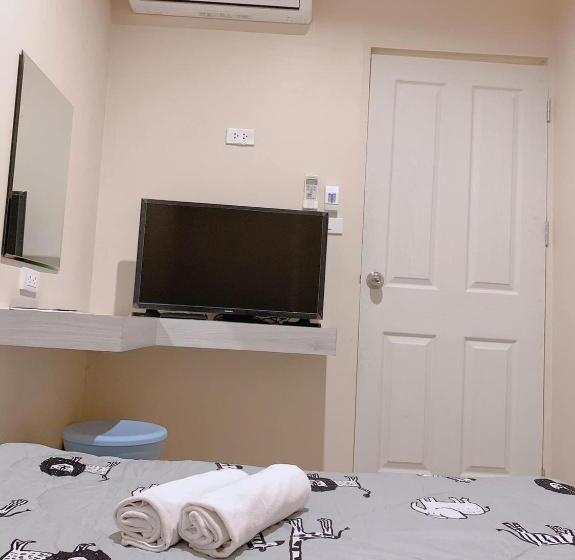 Капсульный Oтель Sleepbox Hostel Suratthani