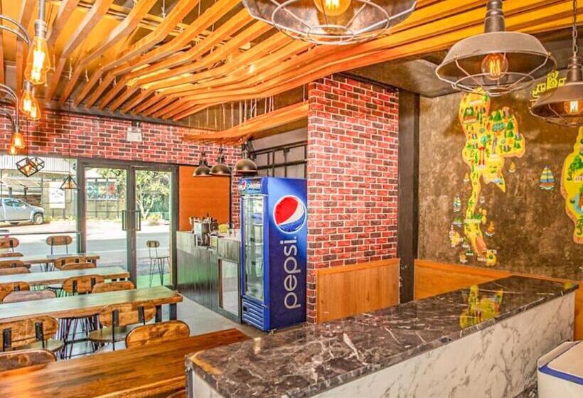 Капсульный Oтель Sleepbox Hostel Suratthani