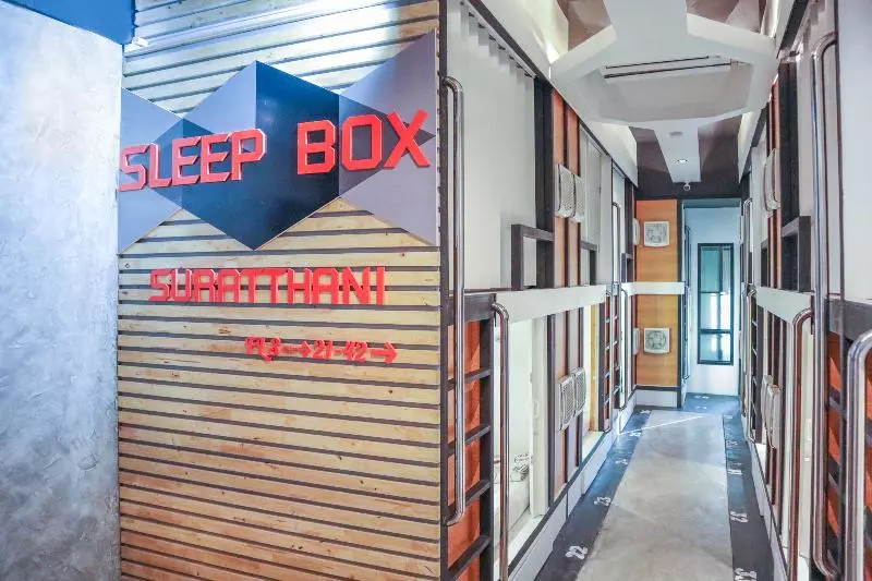 هتل کپسول Sleepbox Hostel Suratthani
