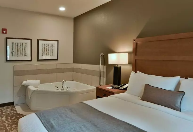 Grandstay Hotel & Suites