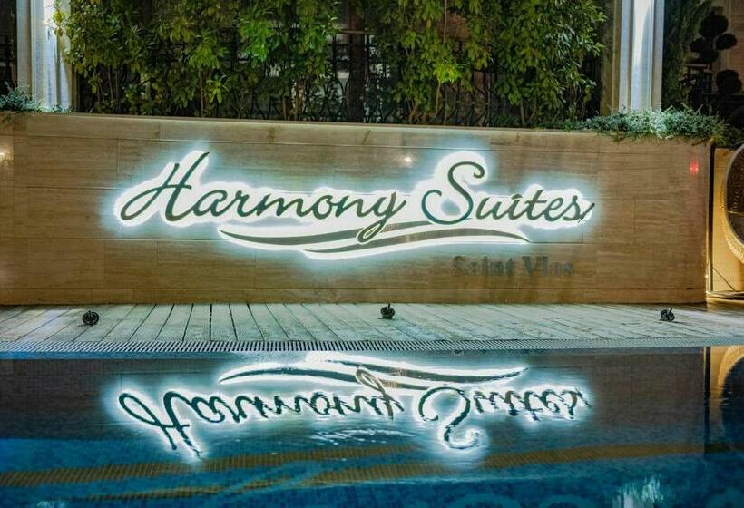 ホテル Menada Harmony Suites X