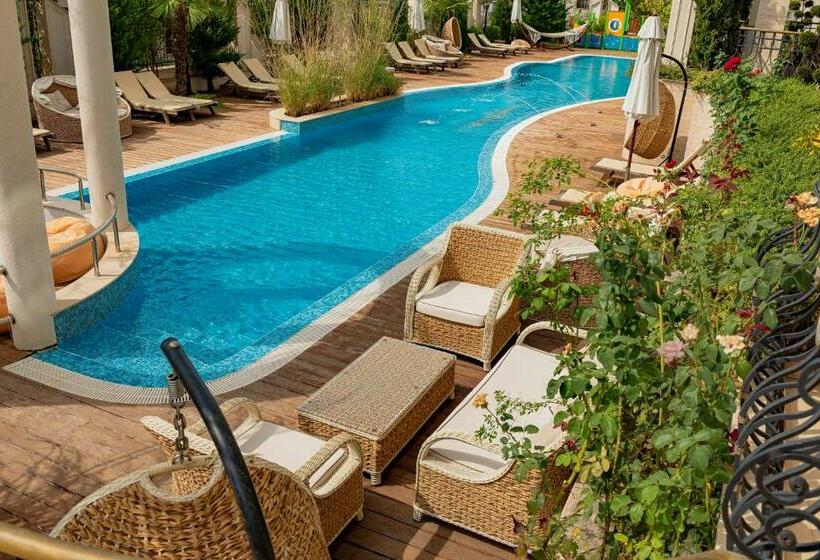 ホテル Menada Harmony Suites X