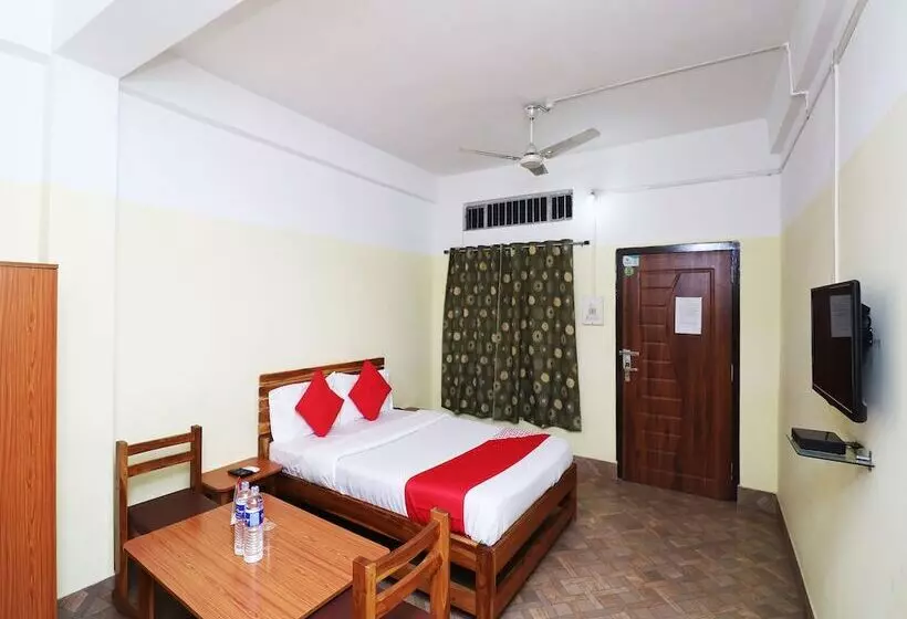 ホテル Oyo 41968  Bravo