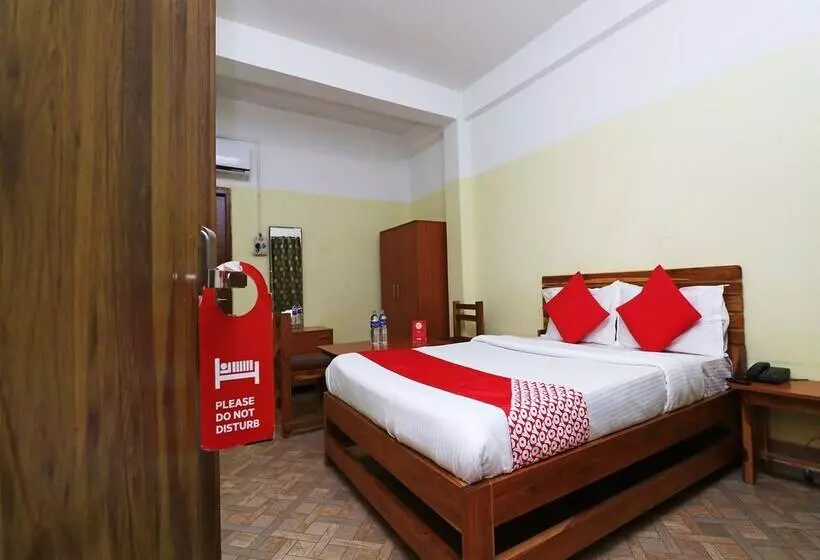 ホテル Oyo 41968  Bravo