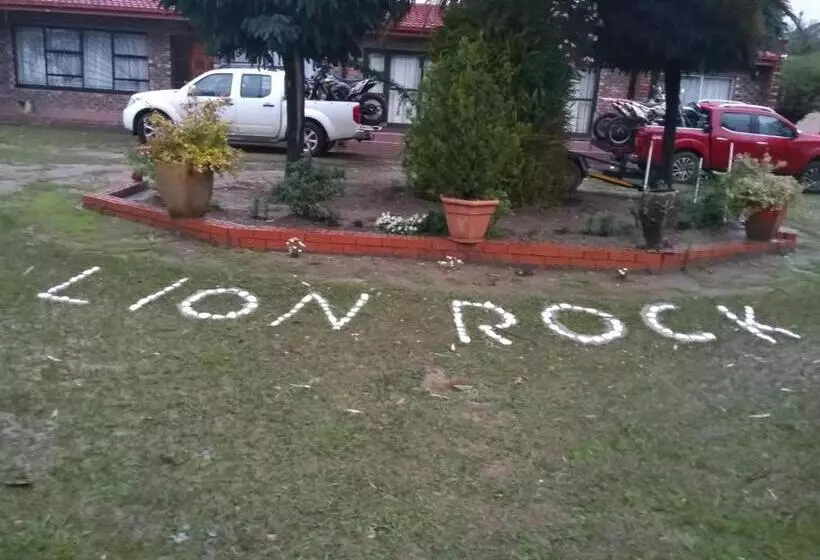 پانسیون Lion Rock View Guesthouse