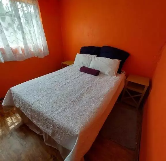پانسیون Lion Rock View Guesthouse