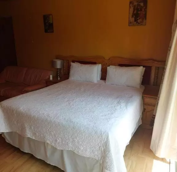 پانسیون Lion Rock View Guesthouse