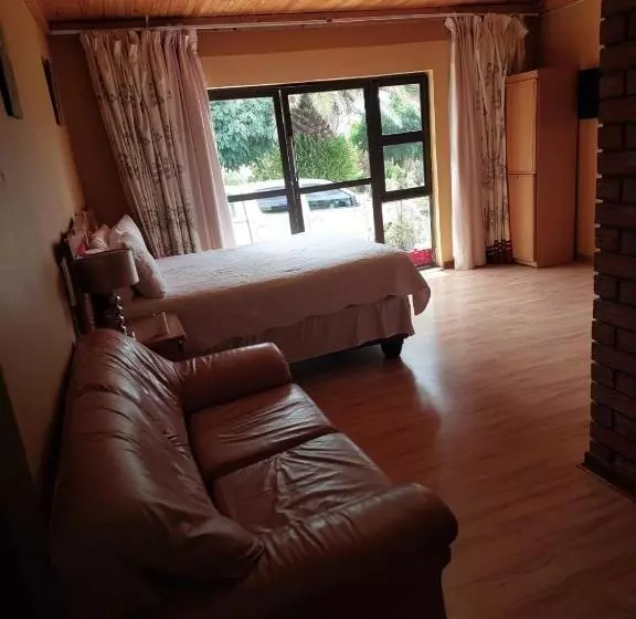 پانسیون Lion Rock View Guesthouse