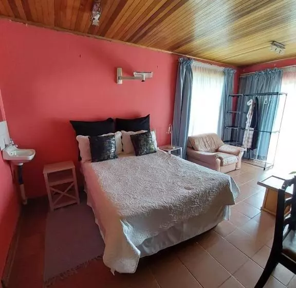 پانسیون Lion Rock View Guesthouse