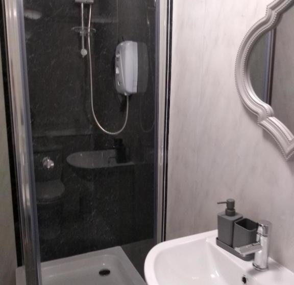 بنسيون Marllew