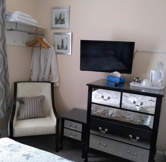 بنسيون Marllew