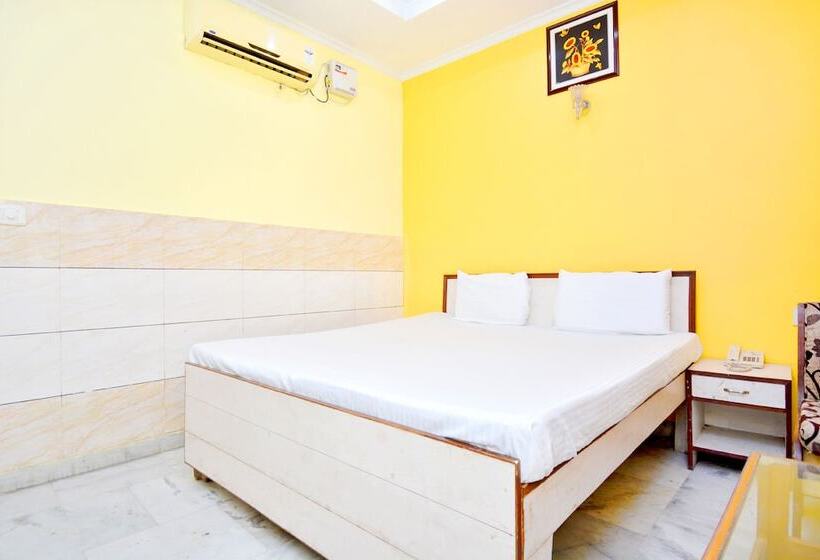 Spot On 41347 Hotel Royal Occassions