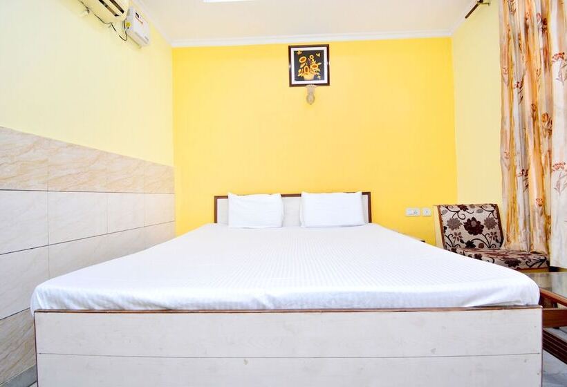 Spot On 41347 Hotel Royal Occassions