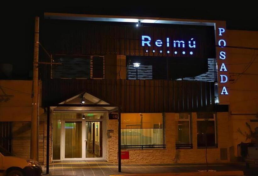 ユースホステル Posada Relmú