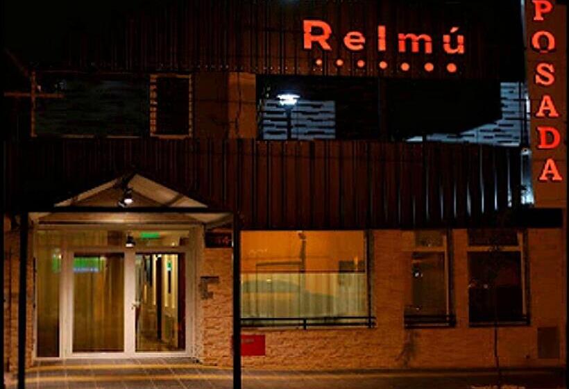 ユースホステル Posada Relmú