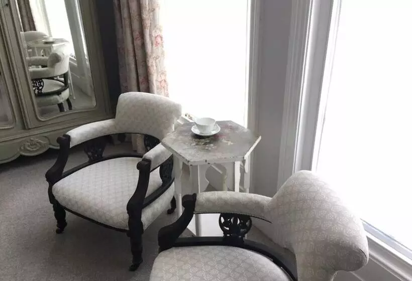 Aamiaismajoitus (B&B) Anne’s House