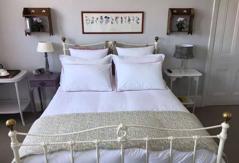 Aamiaismajoitus (B&B) Anne’s House