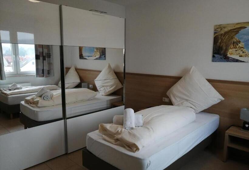 فندق Restaurant Zum Bäumle