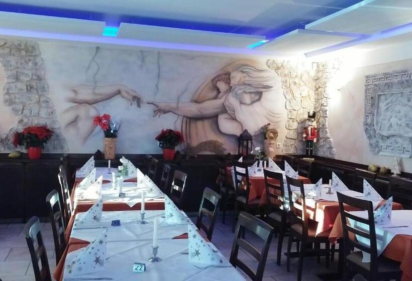 فندق Restaurant Zum Bäumle