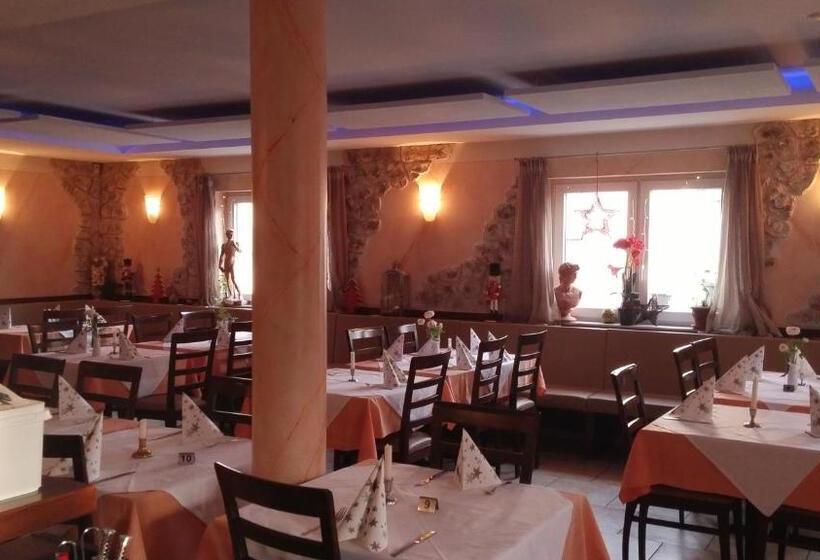 فندق Restaurant Zum Bäumle
