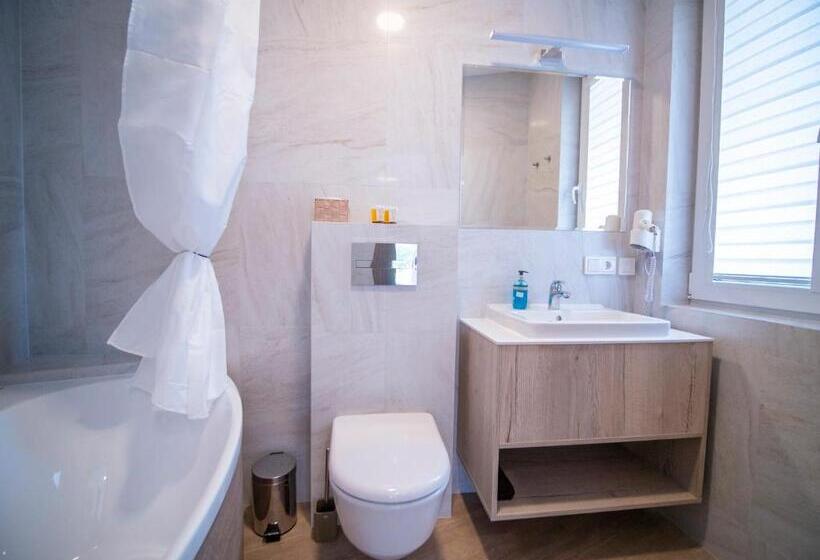 پانسیون Vila Jūralux