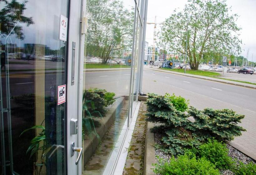 Harbour Hostel Tallinn