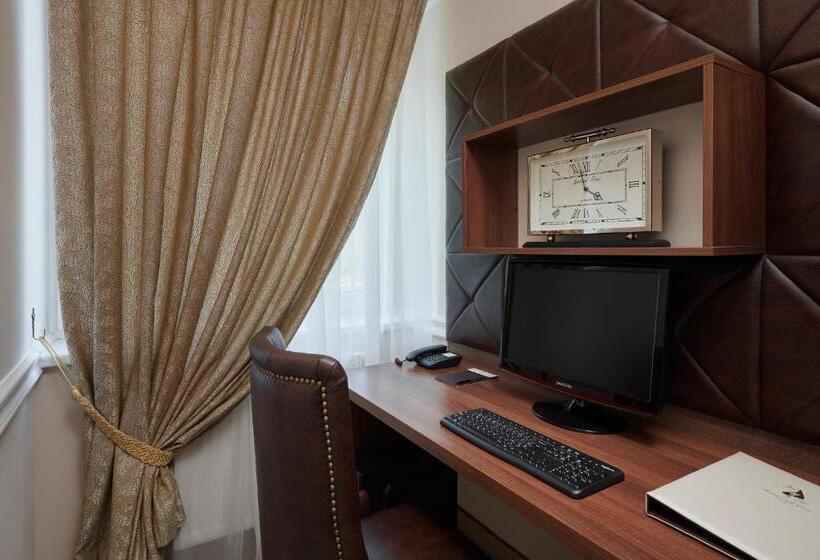 Отель Honour And Grace