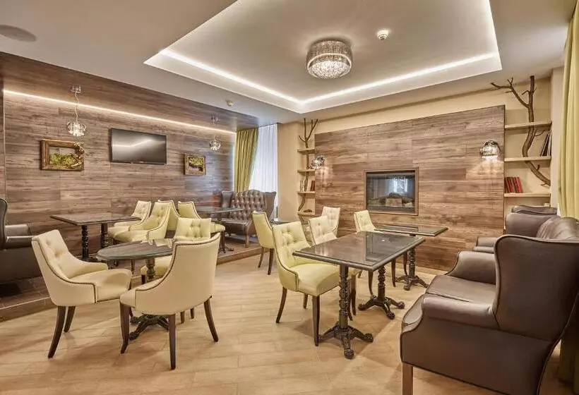 Hotelli Honour And Grace